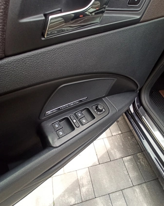 Skoda Superb cena 52000 przebieg: 166623, rok produkcji 2013 z Myszków małe 172